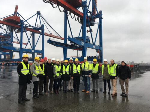 Gruppenfoto erstes Konsortialtreffen Forschungsprojekt FRESH